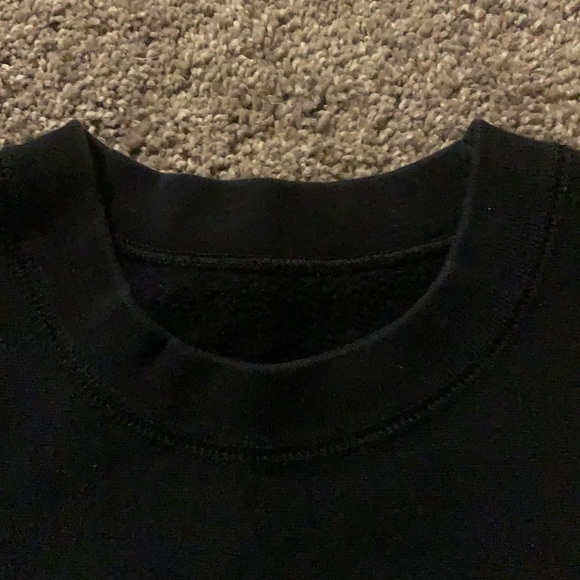 Crewneck sweatshirt. Medium - Picture 3 of 4